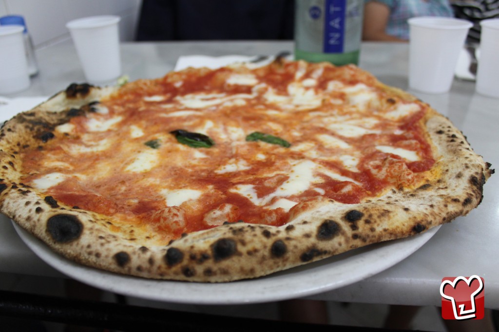 pizza fatta in casa - Ricettepercucinare.com
