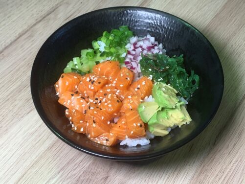 Poke Bowl, ricetta, varianti e info utili