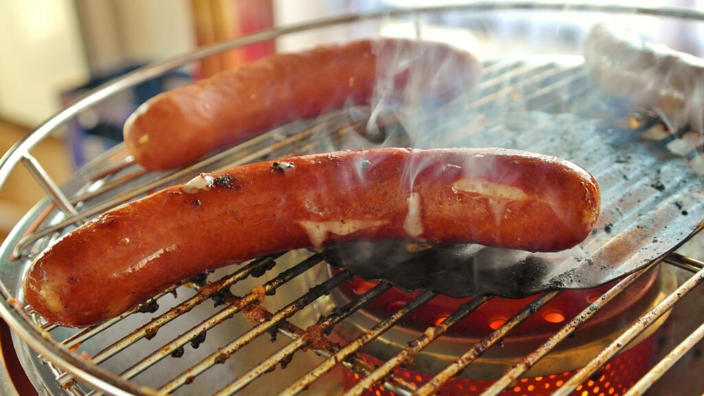 Wurstel ritirati per allarme listeria, ecco cosa è successo