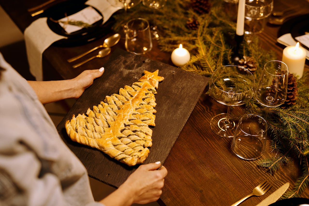 torta salata a forma di albero di natale - Ricettepercucinare.com