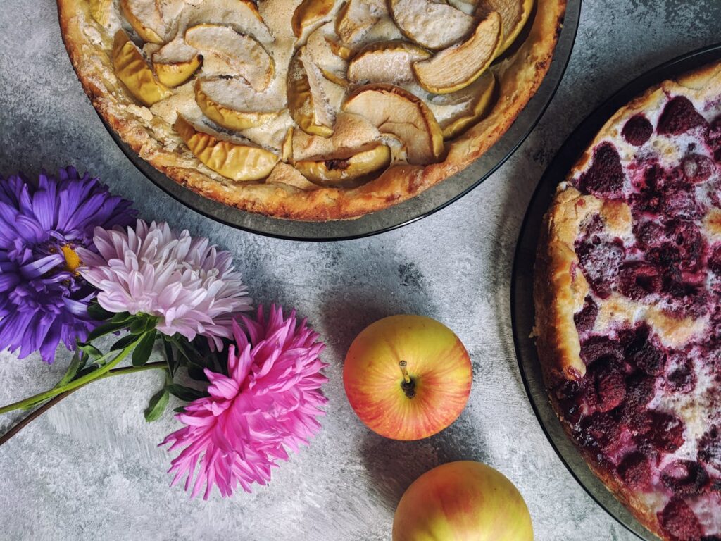 Quanto deve cuocere la torta di mele?