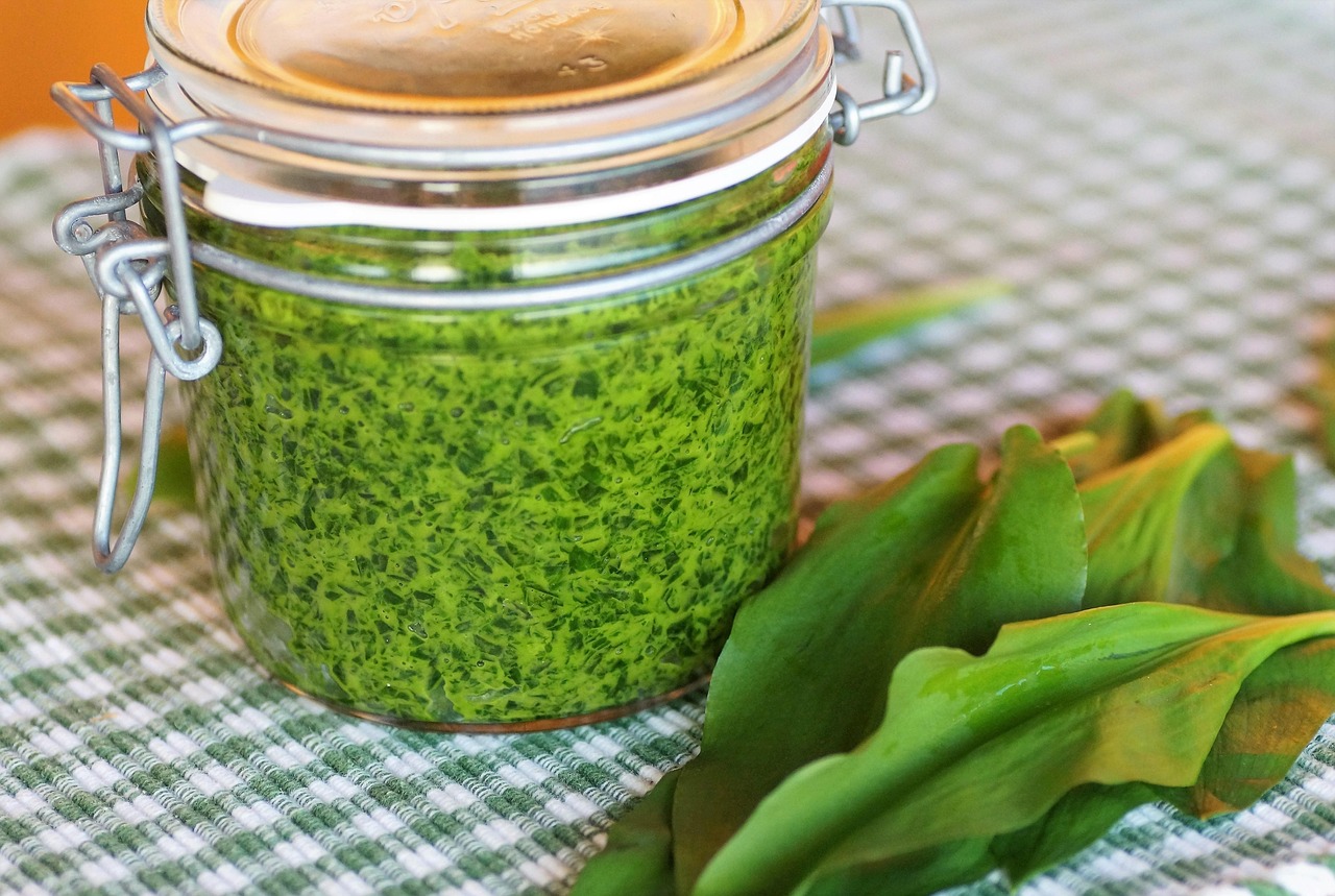 pesto di rucola - Ricettepercucinare.com